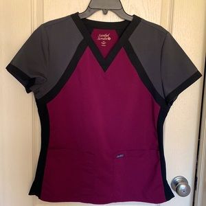 Medium Sanibel scrub top